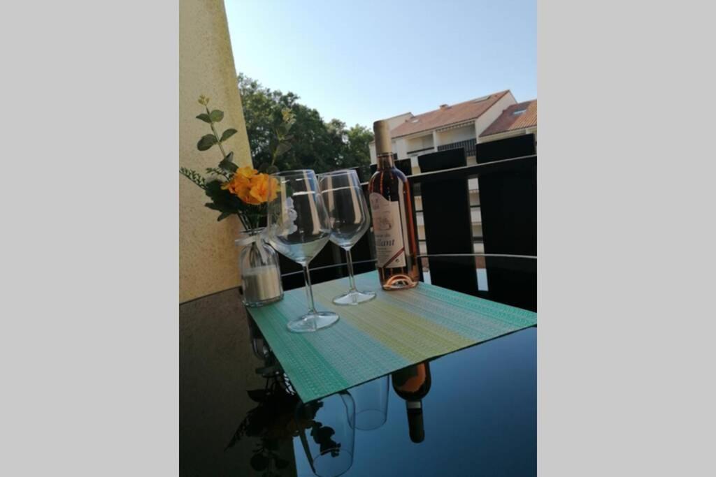 Agreable Studio Avec Terrasse A150M De La Plage Lägenhet Saint-Georges-de-Didonne Exteriör bild