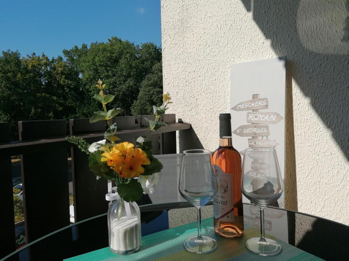 Agreable Studio Avec Terrasse A150M De La Plage Lägenhet Saint-Georges-de-Didonne Exteriör bild