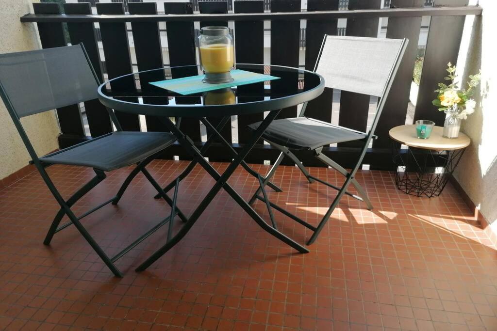 Agreable Studio Avec Terrasse A150M De La Plage Lägenhet Saint-Georges-de-Didonne Exteriör bild
